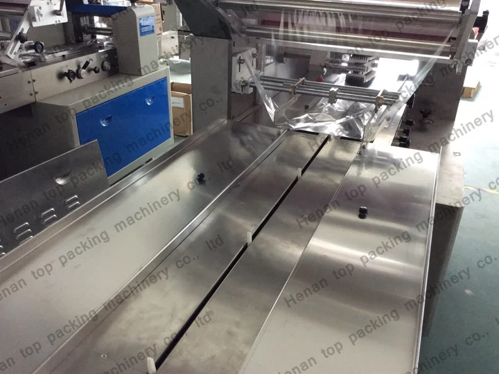 Details of biscuit packing machine