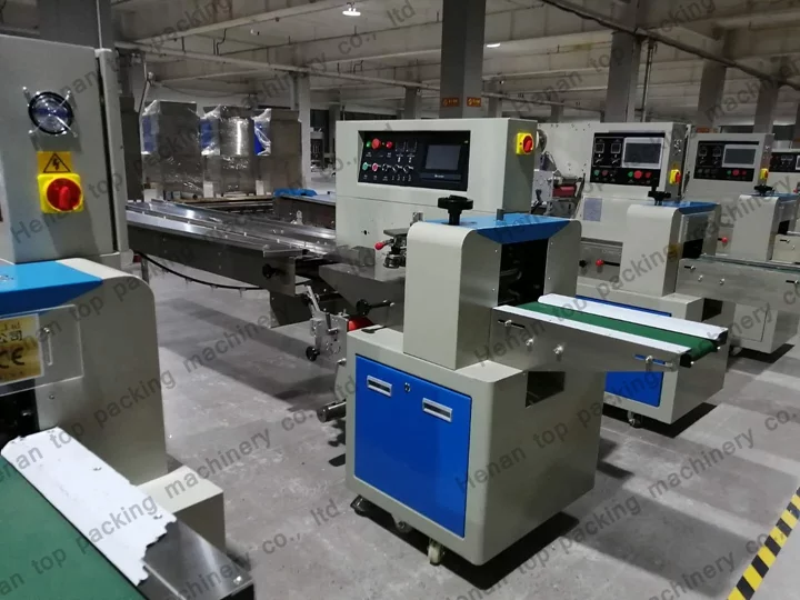 Commercial pillow packaging machine