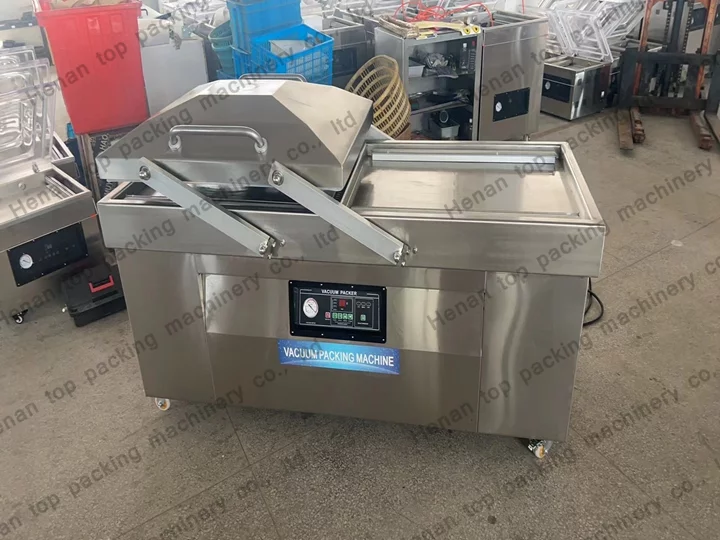 Vacuum packing machine